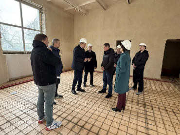 Члены ОП г.о.Королёв проконтролировали ход капремонта спорткомплекса "Вымпел"