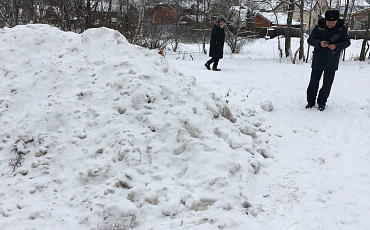 По жалобам жителей приняты меры, вывезен снег. г. Ивантеевка