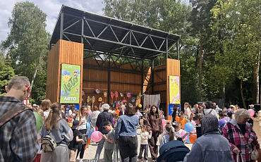 В День защиты детей в Королёве заложили новую традицию: 50 деревьев высажено в парке «Папанинская дача»