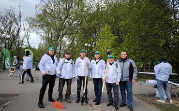 Несмотря на погоду, члены и эксперты Общественной палаты городского округа Мытищи вышли на всероссийский субботник.